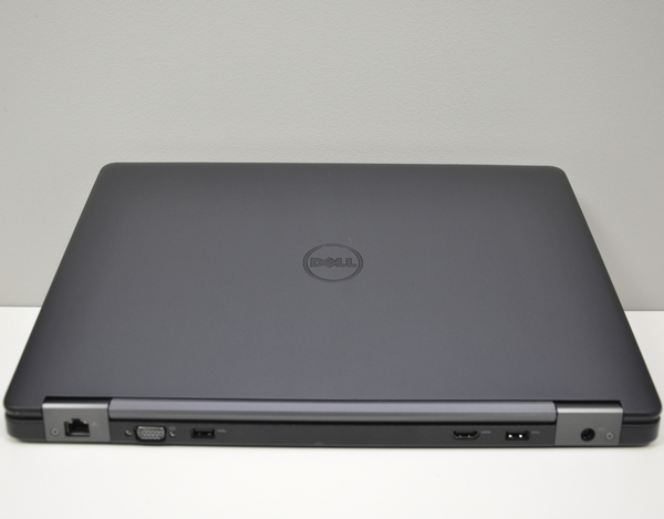 Laptop Dell Latitude E5550 i5 - 5 generacji / 4 GB / 500 GB HDD / 15,6 FullHD / Klasa A -