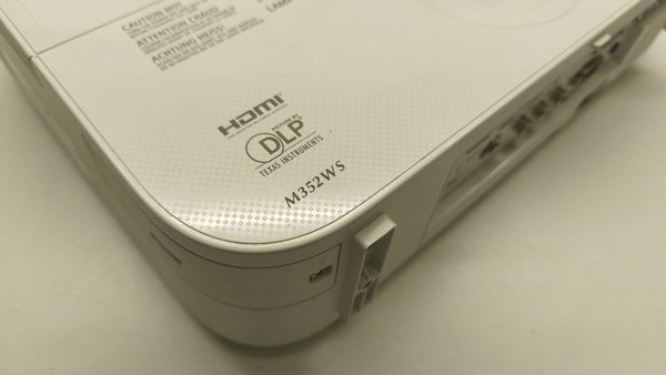 Krótkoogniskowy Projektor NEC M352WS DLP (bez pilota)