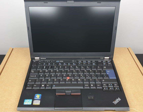 Laptop Lenovo ThinkPad X220 i5 - 2 generacji / 8GB / 250 GB HDD / 12,5 HD / Klasa A