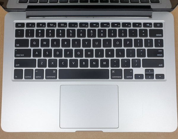 Laptop Apple Macbook Pro A1502 i5 - 4 generacji / 8GB / 512 GB SSD / Retina 13 / Mid 2014 / Klasa C / VM