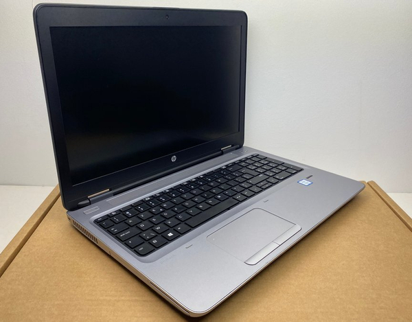 Laptop HP ProBook 650 G3 i5 - 7 generacji / 4 GB / 320 GB HDD / 15,6 FullHD / Klasa A