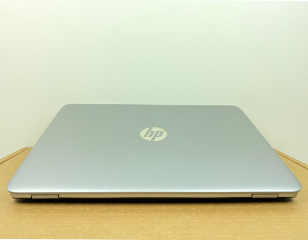 Laptop HP Elitebook 850 G3 i7 - 6 generacji / 4 GB / 250 GB HDD / 15,6 FullHD / Klasa A