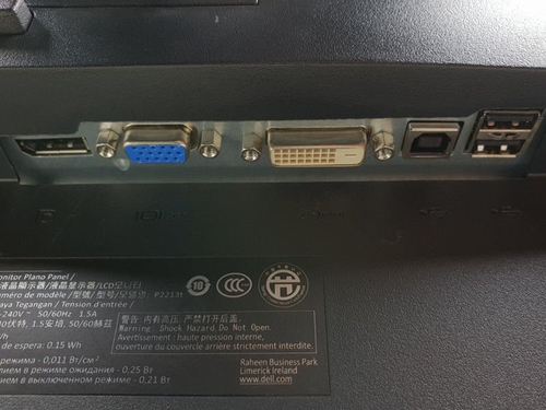 Monitor Dell P2213f 22 1680x1050 VGA VGA PIVOT Klasa A