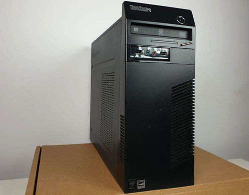Komputer stacjonarny Lenovo ThinkCenter M73 Tower G3250 / 4 GB / 250 GB HDD / Klasa A
