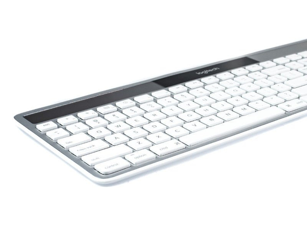Klawiatura Bezprzewodowa Logitech K750 Biała do Mac US | Refurbished