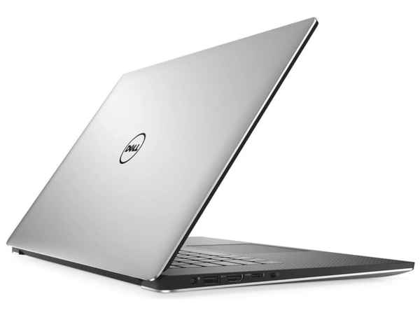 Laptop Dell Precision 5520 / Intel Xeon E3 1505M v6 / 32GB / 512GB SSD / 15,6 Full HD / M1200M / Klasa A
