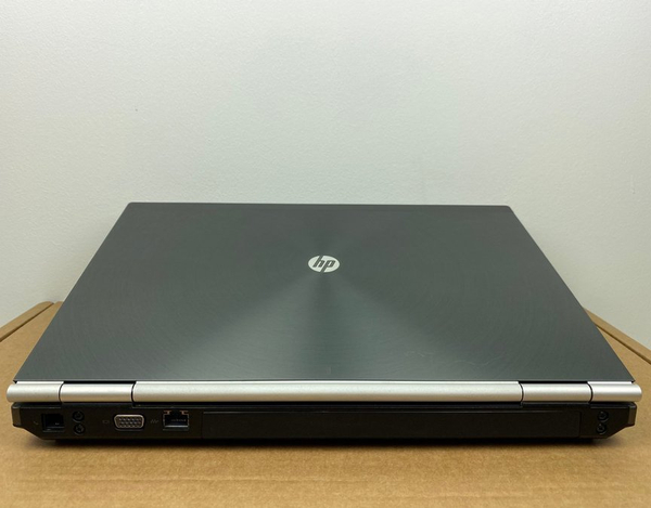 Laptop HP EliteBook 8470W i7 - 3740QM / 4 GB / 250 GB HDD / 14 HD+ / 7570M / Klasa A