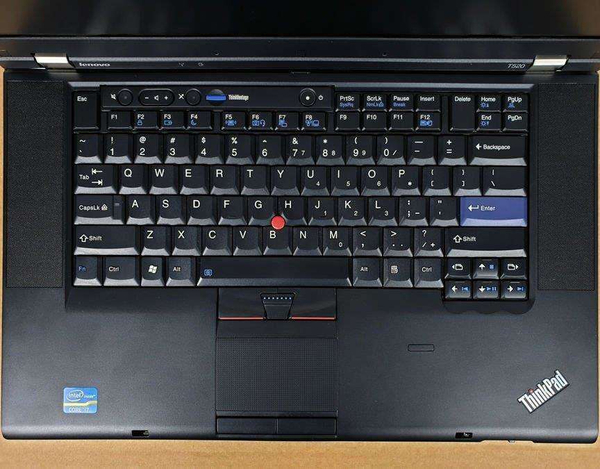 Laptop Lenovo ThinkPad T520 i7 - 2 generacji / 8GB / 250 GB HDD / 15,6 HD / Klasa A