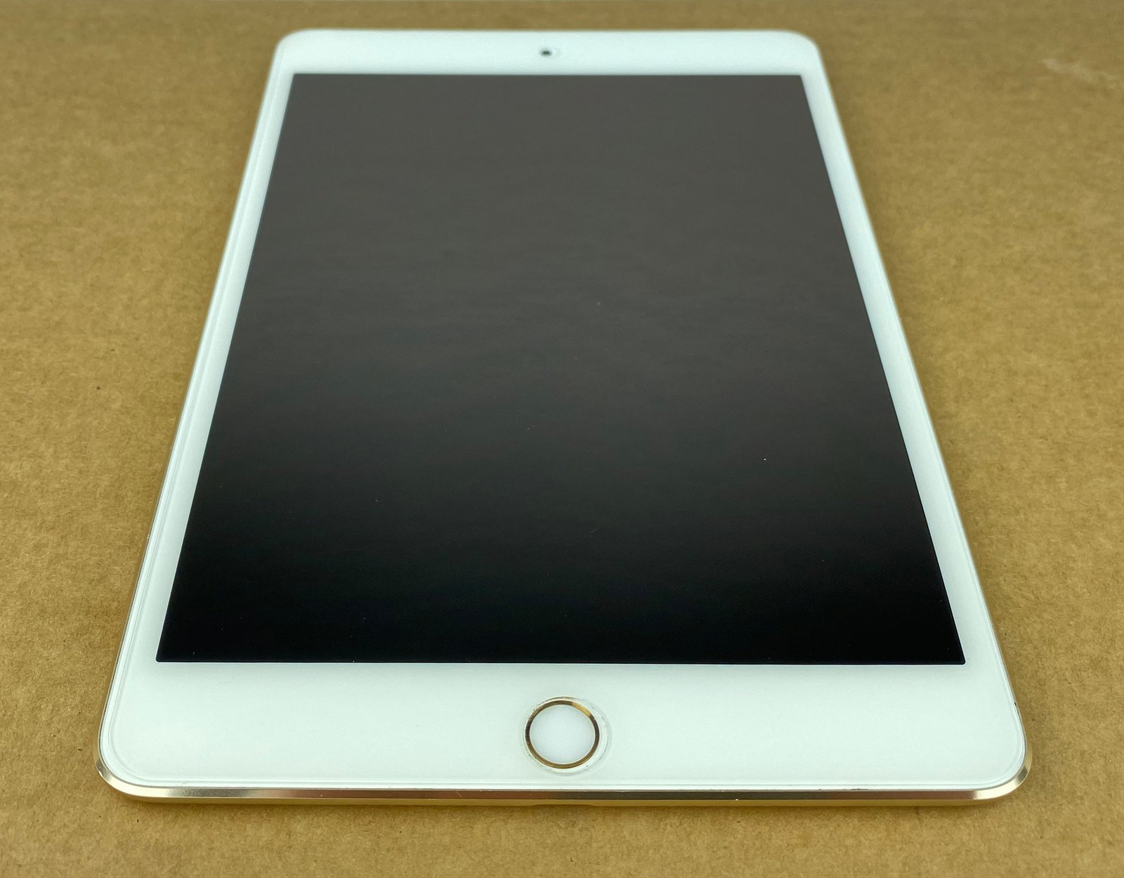 (A) Tablet Apple iPad Mini 4 Gold 64 GB WIFI A1538